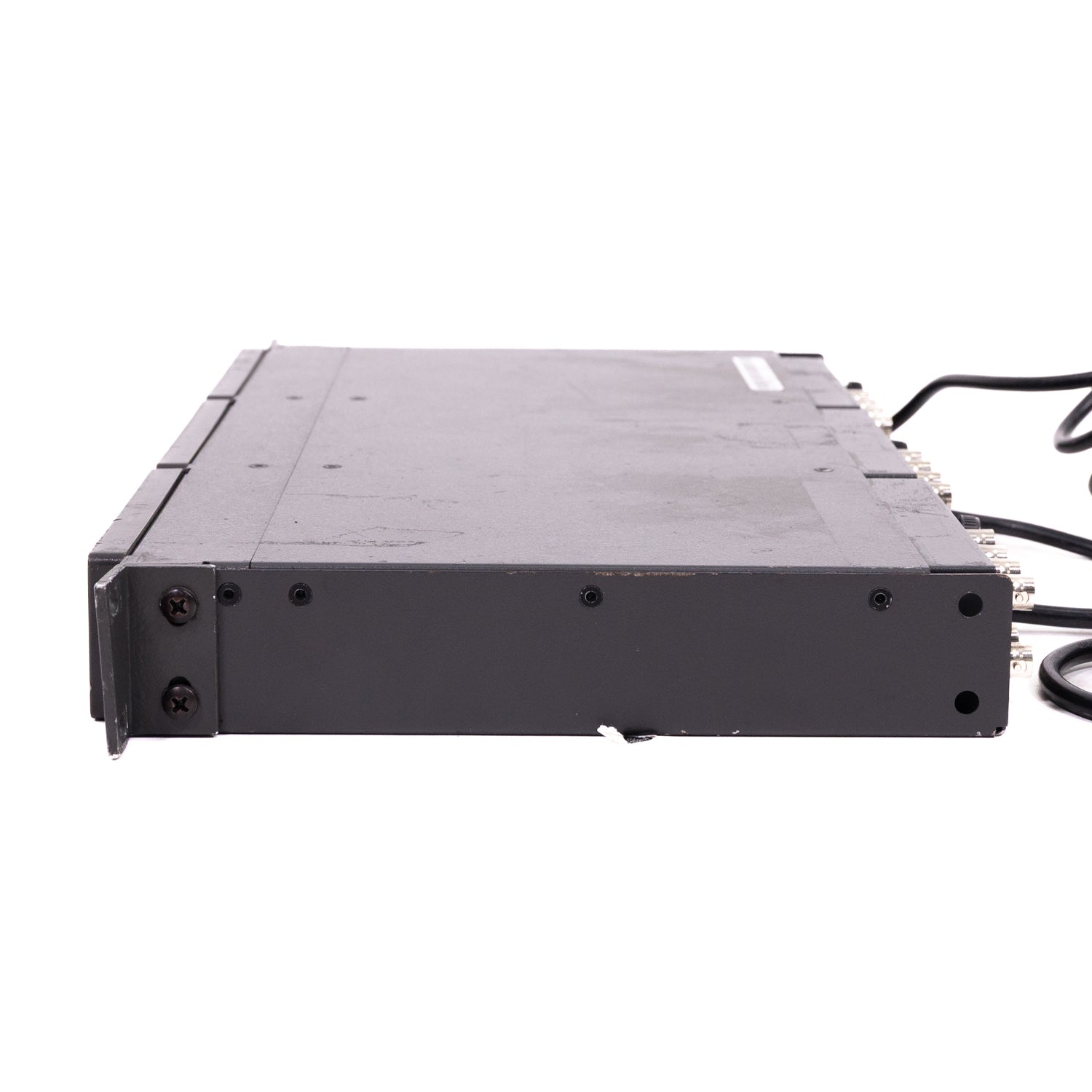 Videotek VDA-16 Video Distribution Amplifier (3-Pack with Rack Mount Kit)