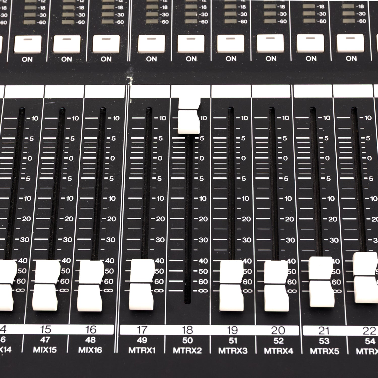 Yamaha LS9-32 Digital Mixing Console